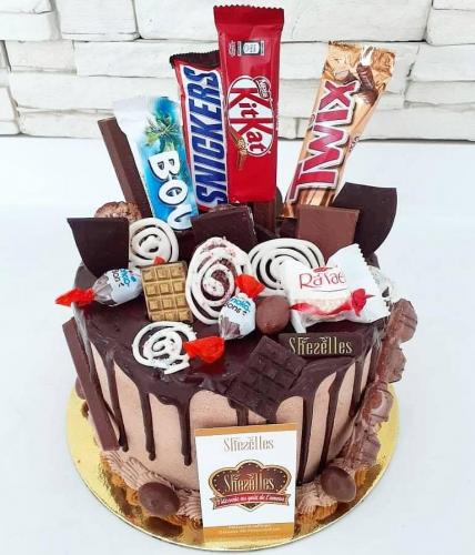 Gateau Chocolat Twixt Mars Nutella Oreo Bounty Kitkat Tunisie