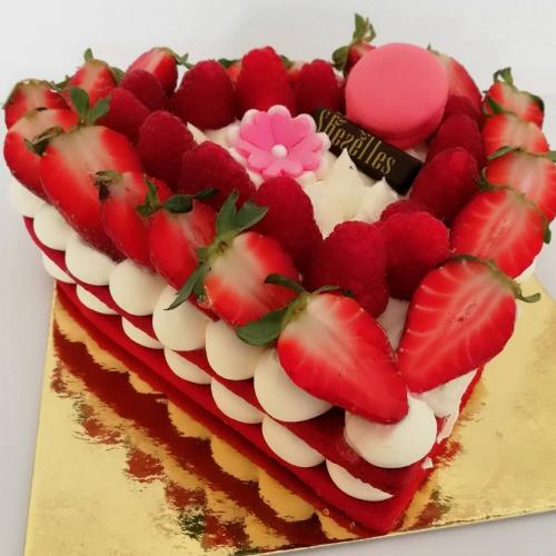 Gâteau Forme Cœur Fruits Heart Frut Framboise Fraise