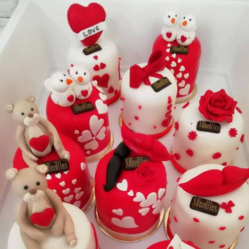 Gâteau Individuel Saint Valentin Amour Gâteau Couple Amoureux Une Deux Personnes