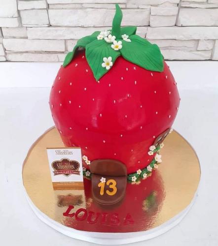 Gâteau Anniversaire Thème Personnalise Gâteau Fraise