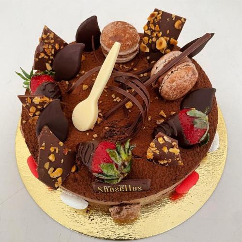 Gâteau anniversaire gâteau simple anniversaire gâteau pâtisserie tunisienne Tunisie