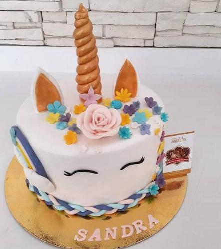 Gâteau anniversaire licorne unicorne gâteau anniversaire licorne unicorne