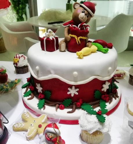 gateau noel gateau personnalise 3d noel sapin bonhomme neige traineau neige jolie gateau noel 005