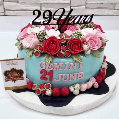 Gâteau anniversaire femme fleurs florale chic luxe gâteau femme chic fleurs jolie modèle