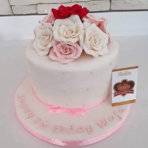 Gâteau anniversaire femme fleurs florale chic luxe gâteau femme chic fleurs jolie modèle