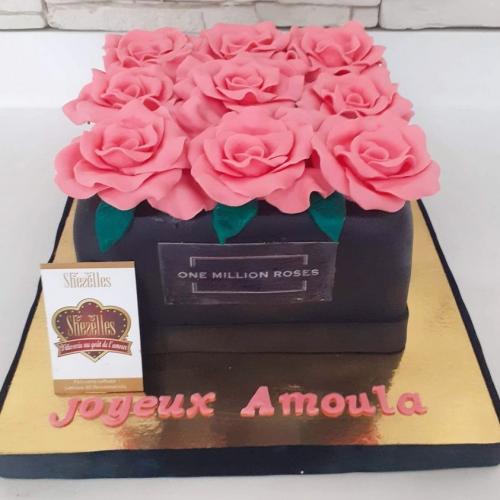 Gâteau anniversaire femme fleurs florale chic luxe gâteau femme chic fleurs jolie modèle