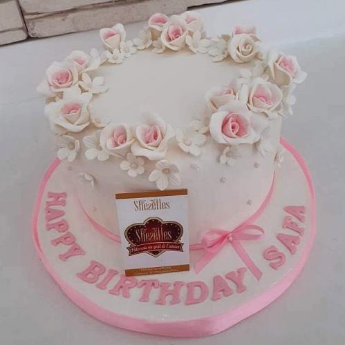 Gâteau anniversaire femme fleurs florale chic luxe gâteau femme chic fleurs jolie modèle