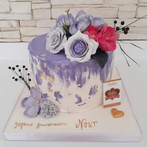 Gâteau anniversaire femme fleurs florale chic luxe gâteau femme chic fleurs jolie modèle