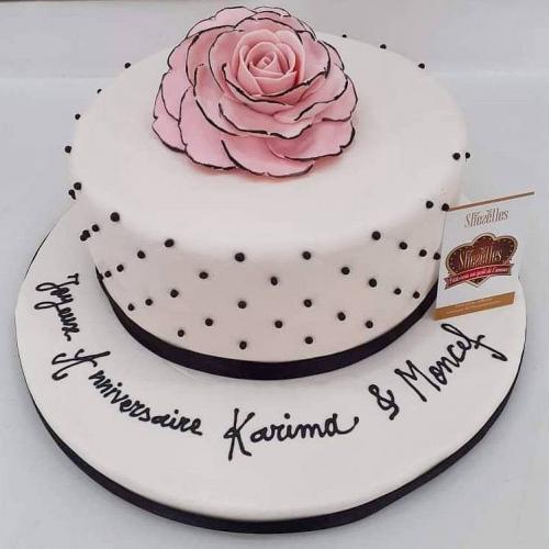 Gâteau anniversaire femme fleurs florale chic luxe gâteau femme chic fleurs jolie modèle