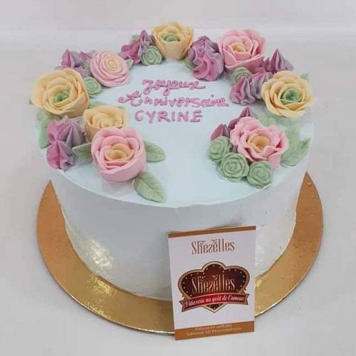 Gâteau anniversaire femme fleurs florale chic luxe gâteau femme chic fleurs jolie modèle