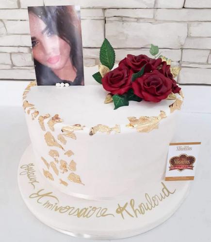 Gâteau anniversaire femme fleurs florale chic luxe gâteau femme chic fleurs jolie modèle