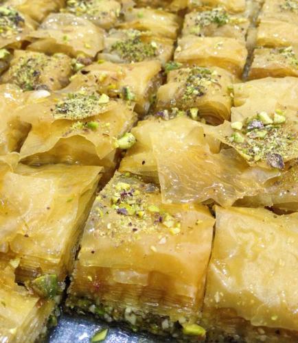 Pâtisserie Tunisienne Hlow Arbi Spécial Ramadhan Assida Zgougou Youyou Basboussa Assida Noisettes Samsa Bouza