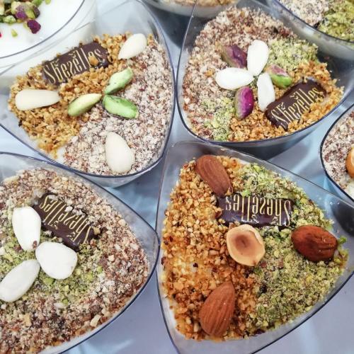 Pâtisserie Tunisienne Hlow Arbi Spécial Ramadhan Assida Zgougou Youyou Basboussa Assida Noisettes Samsa Bouza