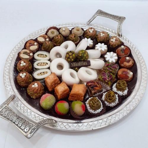 Pâtisserie Tunisienne Hlow Arbi Spécial Ramadhan Assida Zgougou Youyou Basboussa Assida Noisettes Samsa Bouza
