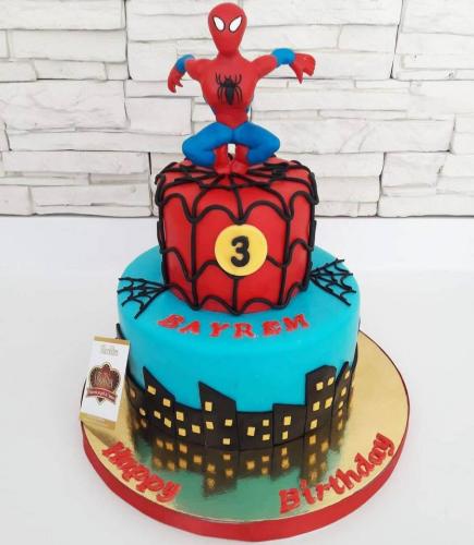 Gâteau anniversaire super héros Marvels Spiderman Batman Hulk Iron man Captain America