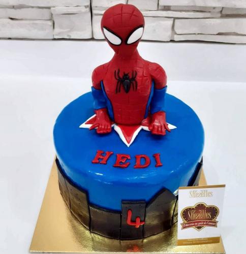 Gâteau anniversaire super héros Marvels Spiderman Batman Hulk Iron man Captain America