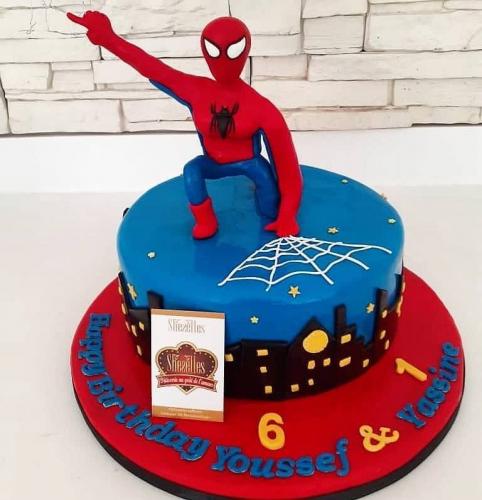 Gâteau anniversaire super héros Marvels Spiderman Batman Hulk Iron man Captain America