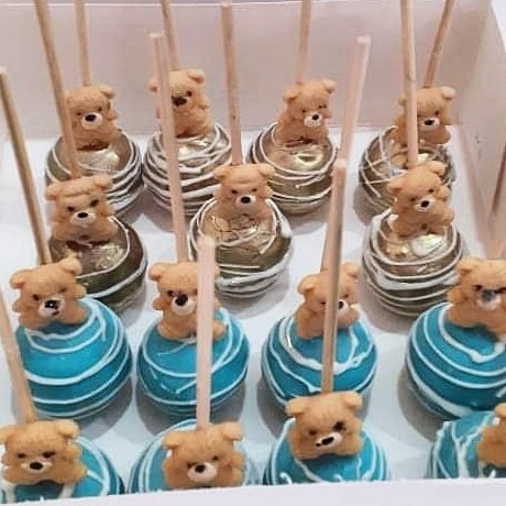 Cakepops pops gateau cakepops anniversaire personnalise theme nounours 