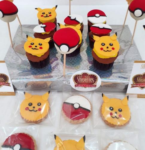 Cakepops pops gateau cakepops anniversaire personnalise theme picachu 