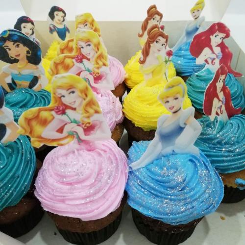 Cupcakes anniversaire cupcakes cupcake personnalise theme princesse disney