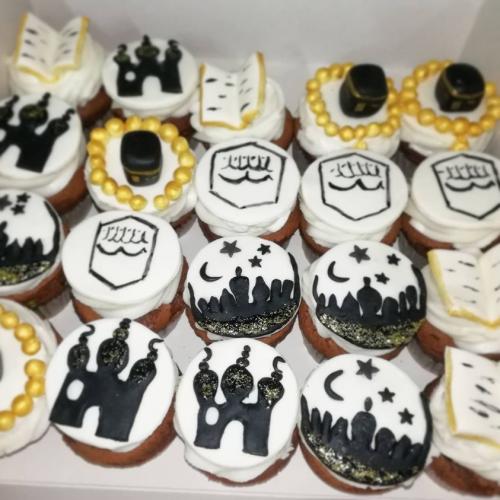 Cupcakes anniversaire cupcakes cupcake personnalise theme ramadhan mecque