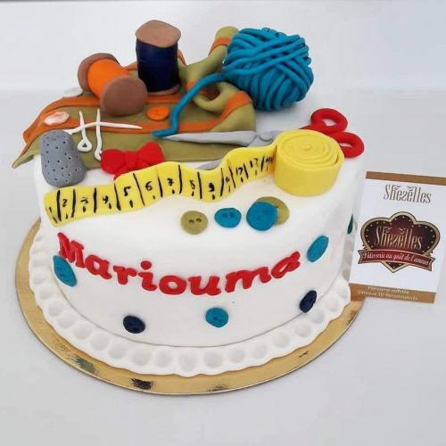 Gâteau pour entreprise société gâteau société travail couturière 