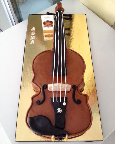 Gâteau anniversaire musique gâteau spécial musique  violon instrument violon 