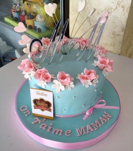 Gâteau anniversaire femme fleurs florale chic luxe gâteau femme chic fleurs jolie modèle