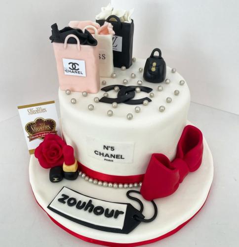 Gâteau pour femme chic luxe maquillage femme gâteau saint valentin femme love amour dior lv ysl luxe