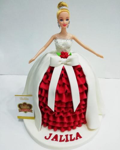 Gâteau anniversaire princesse Disney gâteau couronne princesse Disney Sofia Blanche Neige Belle Jasmine