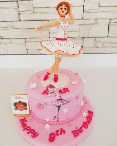 Gâteau anniversaire princesse Disney gâteau couronne princesse Disney Sofia Blanche Neige Belle Jasmine