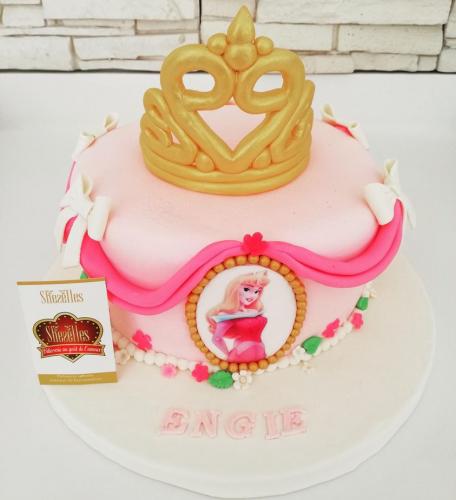 Gâteau anniversaire princesse Disney gâteau couronne princesse Disney Sofia Blanche Neige Belle Jasmine