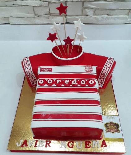 Gateau anniversaire sport foot basket tennis terrain foot Club Africain Espérance Sportif Tunis Etoile Sahel Ronaldo PSG OM Real Madrid