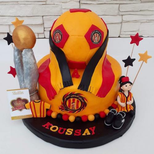 Gateau anniversaire sport foot basket tennis terrain foot Club Africain Espérance Sportif Tunis Etoile Sahel Ronaldo PSG OM Real Madrid