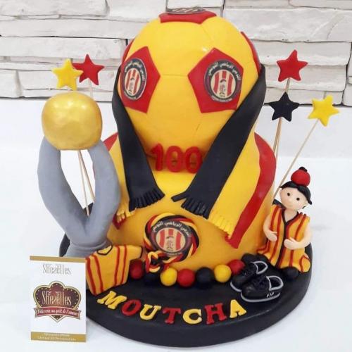 Gateau anniversaire sport foot basket tennis terrain foot Club Africain Espérance Sportif Tunis Etoile Sahel Ronaldo PSG OM Real Madrid