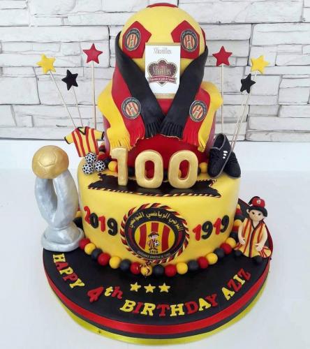 Gateau anniversaire sport foot basket tennis terrain foot Club Africain Espérance Sportif Tunis Etoile Sahel Ronaldo PSG OM Real Madrid