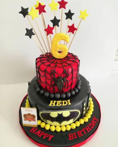 Gâteau anniversaire super héros Marvels Spiderman Batman Hulk Iron man Captain America